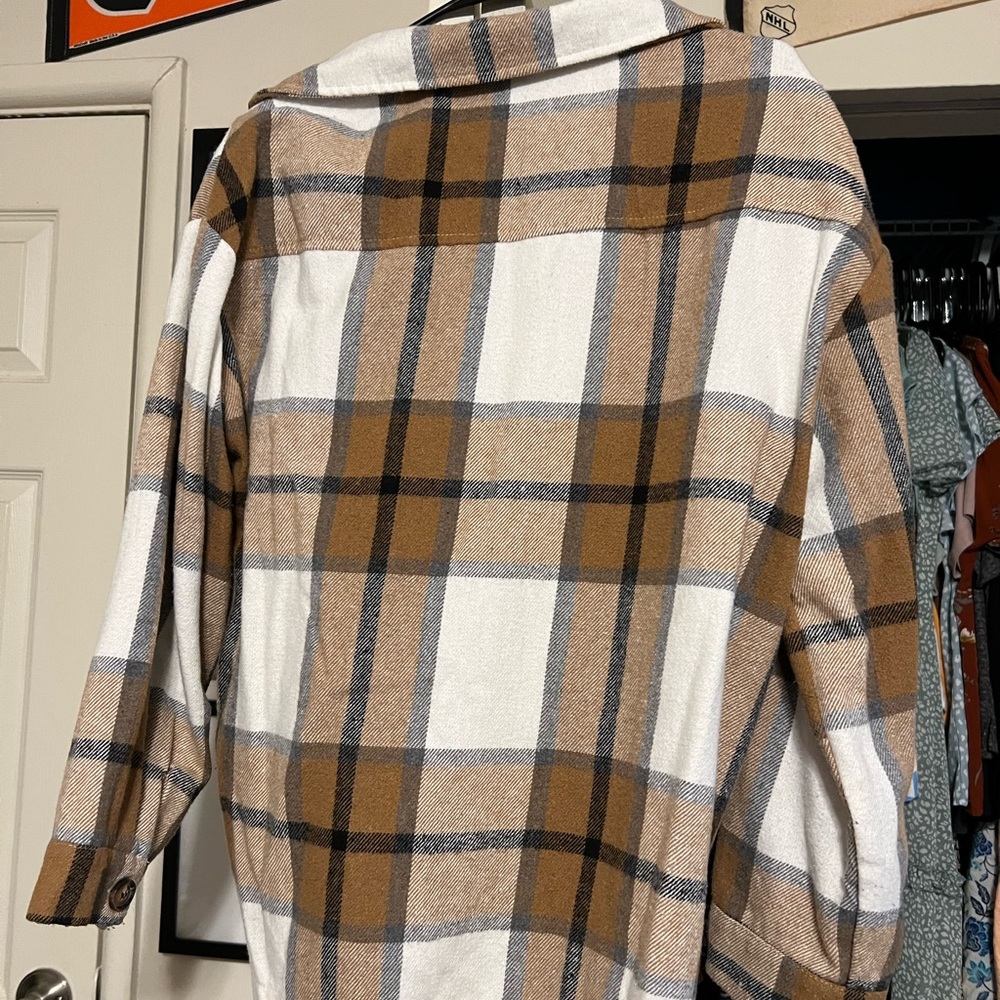 Plaid Button Down Top - Picture 2 of 3